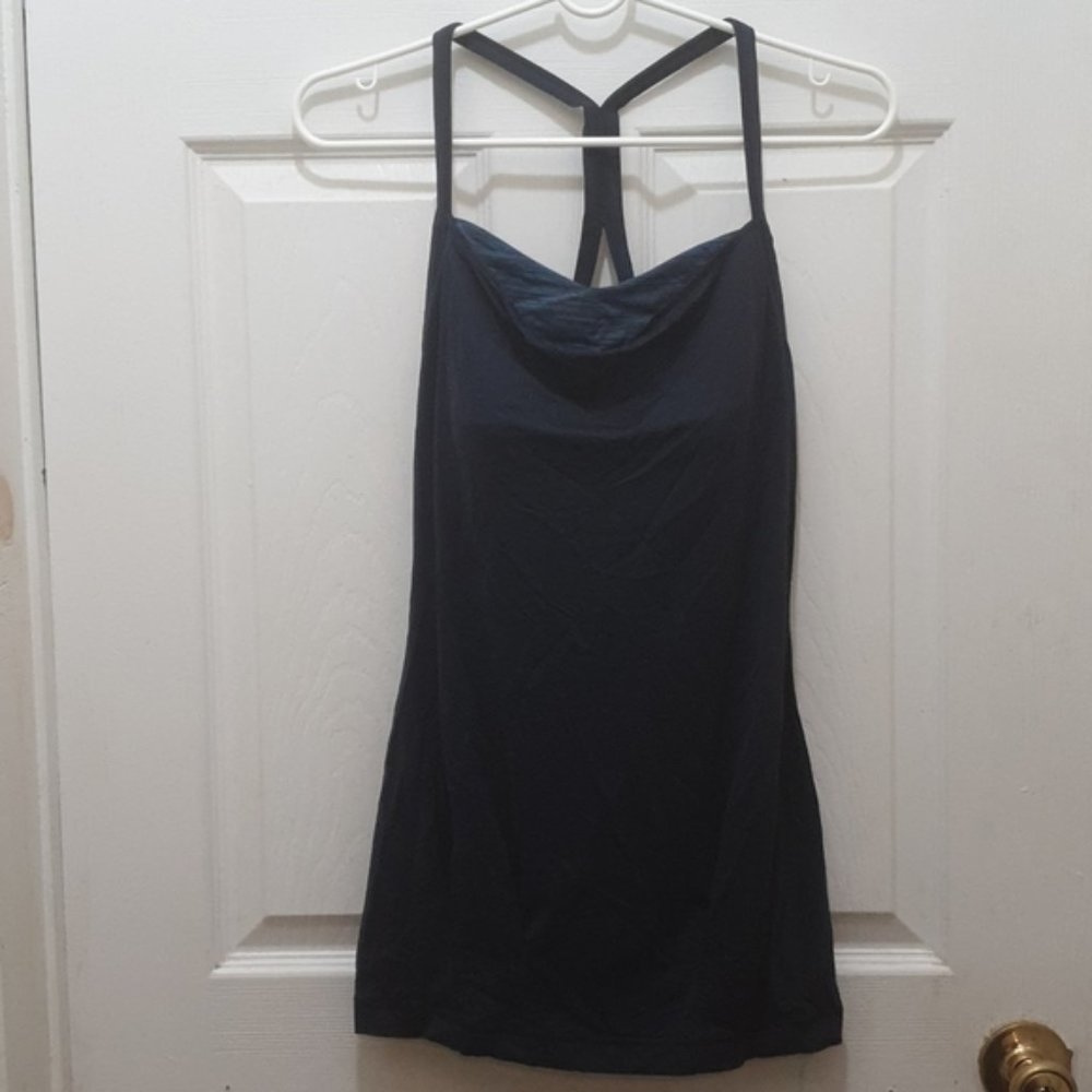 🎯 Lululemon Tank with Shelf Bra (Bundle to buy 1 get 1 for $1)